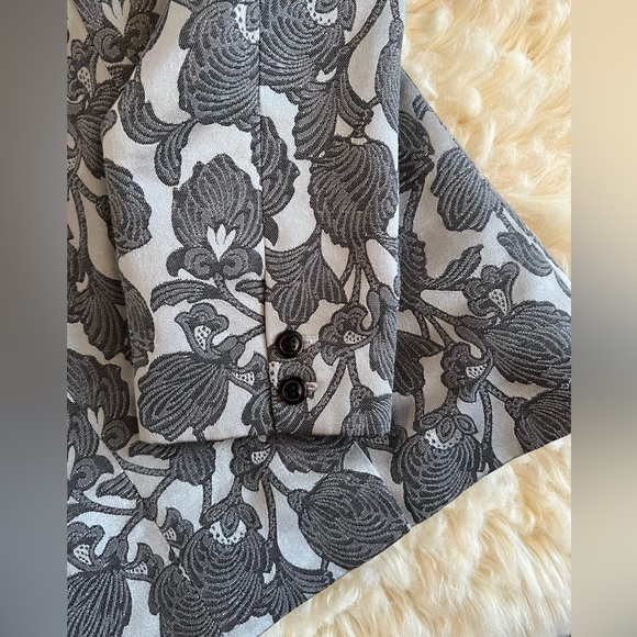 Suit Jacket - Picture 4 of 6